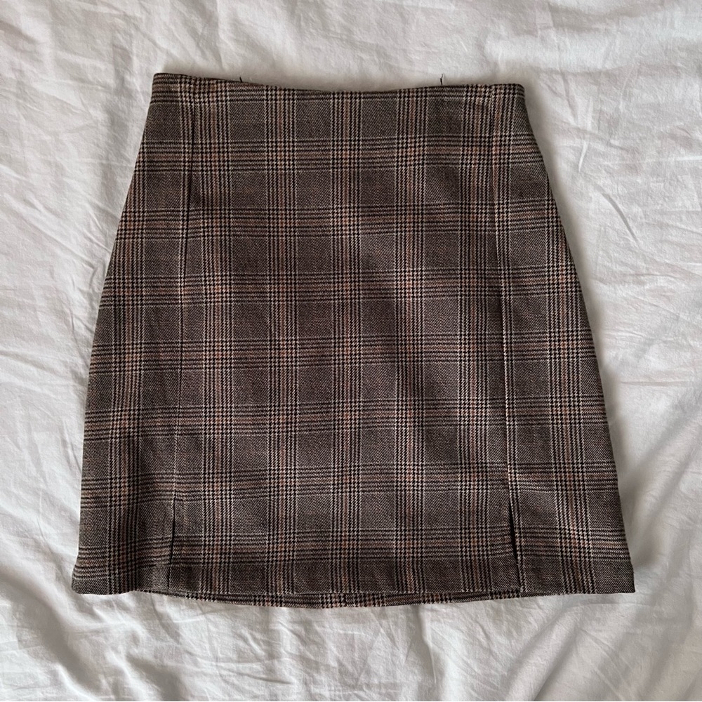 BRANDY MELVILLE CARA SKIRT